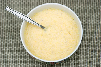 Don't Eat : Grits vs. Oatmeal - Dr. Gourmet