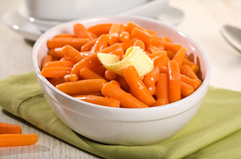 A bowl of baby carrots
