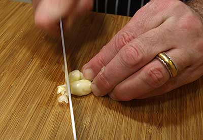 slice the garlic