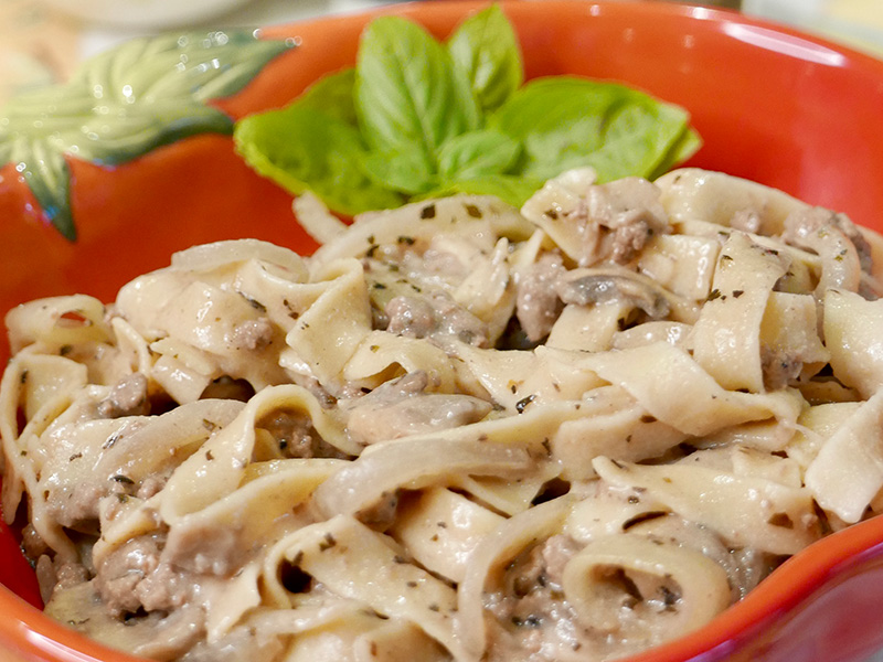 Quick Beef Stroganoff with Noodles recipe from Dr. Gourmet