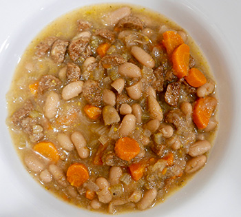 White Bean Soup with SAuc