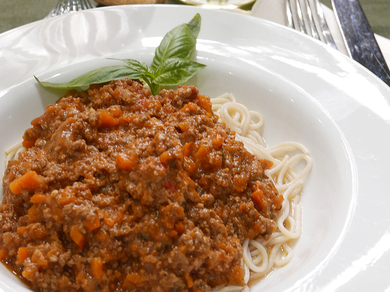 A plate of traditional spaghetti with tomato sauce