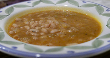 Tuscan Bean soup - click for recipe!