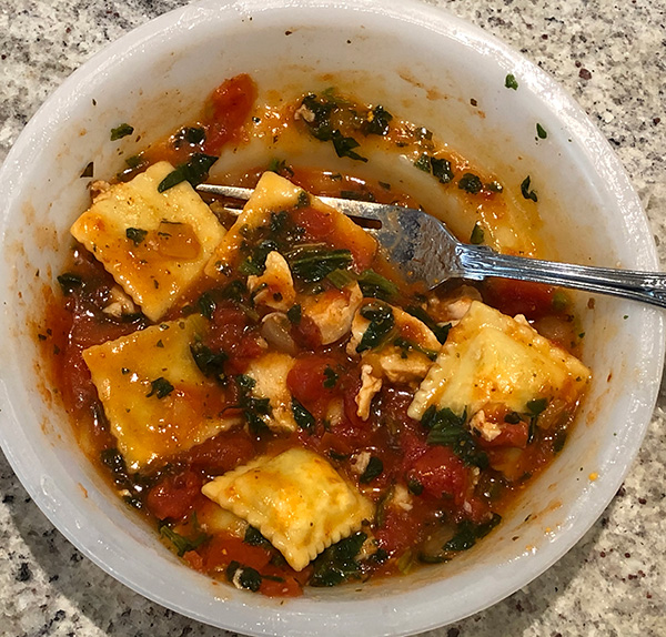 the Four-Cheese Ravioli & Chicken Marinara from Healthy Choice, after cooking