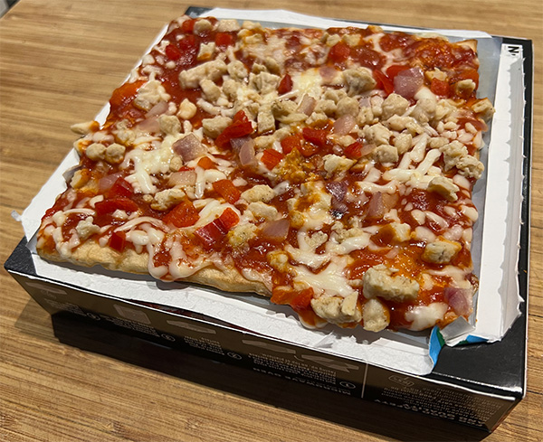 BBQ Seasoned Chicken Cauliflower Crust Pizza from Healthy Choice, after cooking